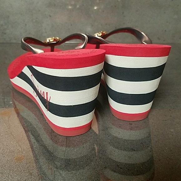 Juicy Couture Sandals - Picture 4 of 5